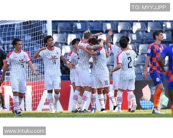 广州恒大遭遇大阪樱花逆袭0比1失利引发球迷热议